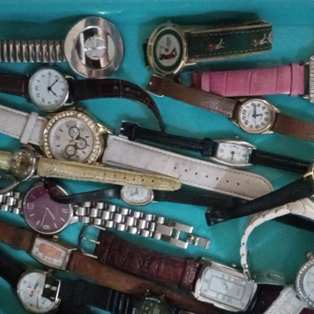 Watches - Picture 4 of 5